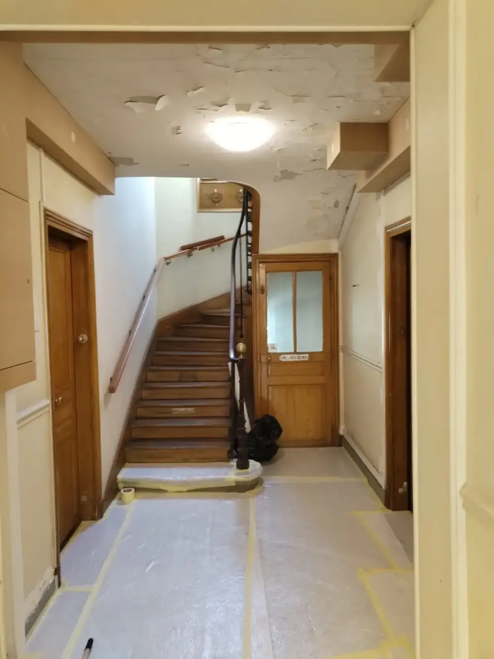 hall+avant+escalier+lca-renovation