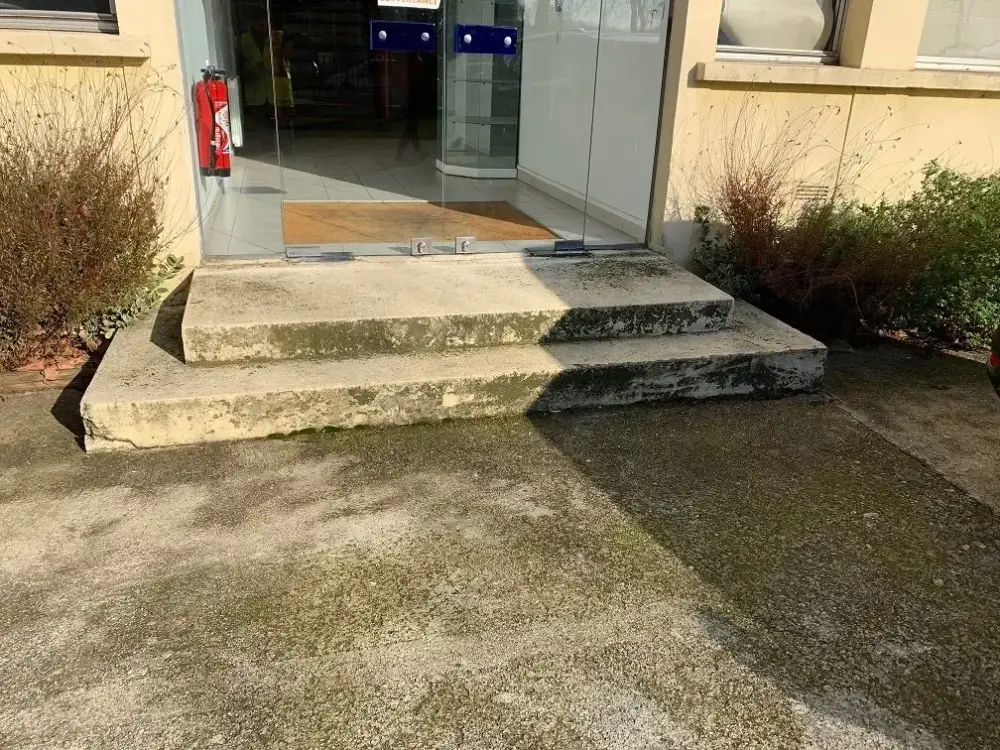 avant-facade-exterieure
